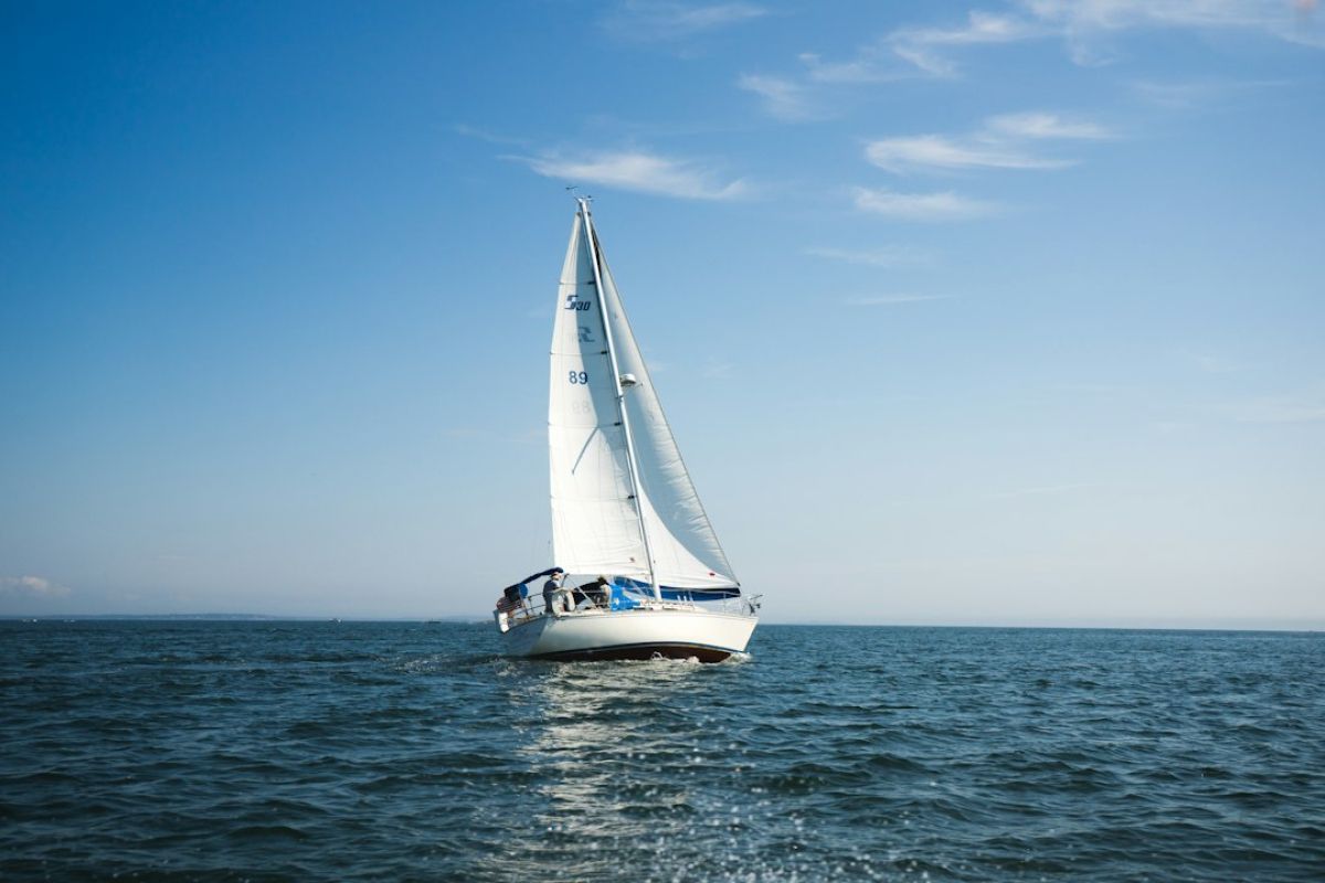 Sailing sans permis: Conseils pour naviguer librement